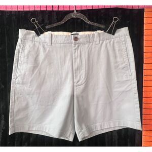 J.Crew Men’s 36 Light Gray 7” Inseam Chino Shorts